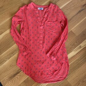 Old Navy Red Floral Tunic Top. Size M Tall